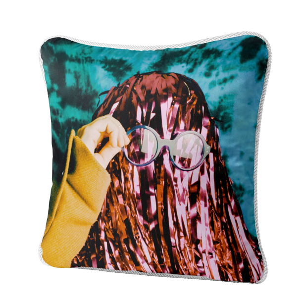 Hot Cousin Itt
